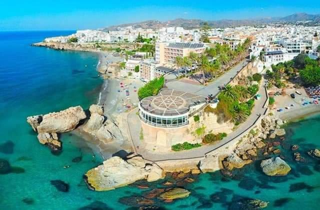 Nerja Centro, Playa Carabeo Leilighet Eksteriør bilde